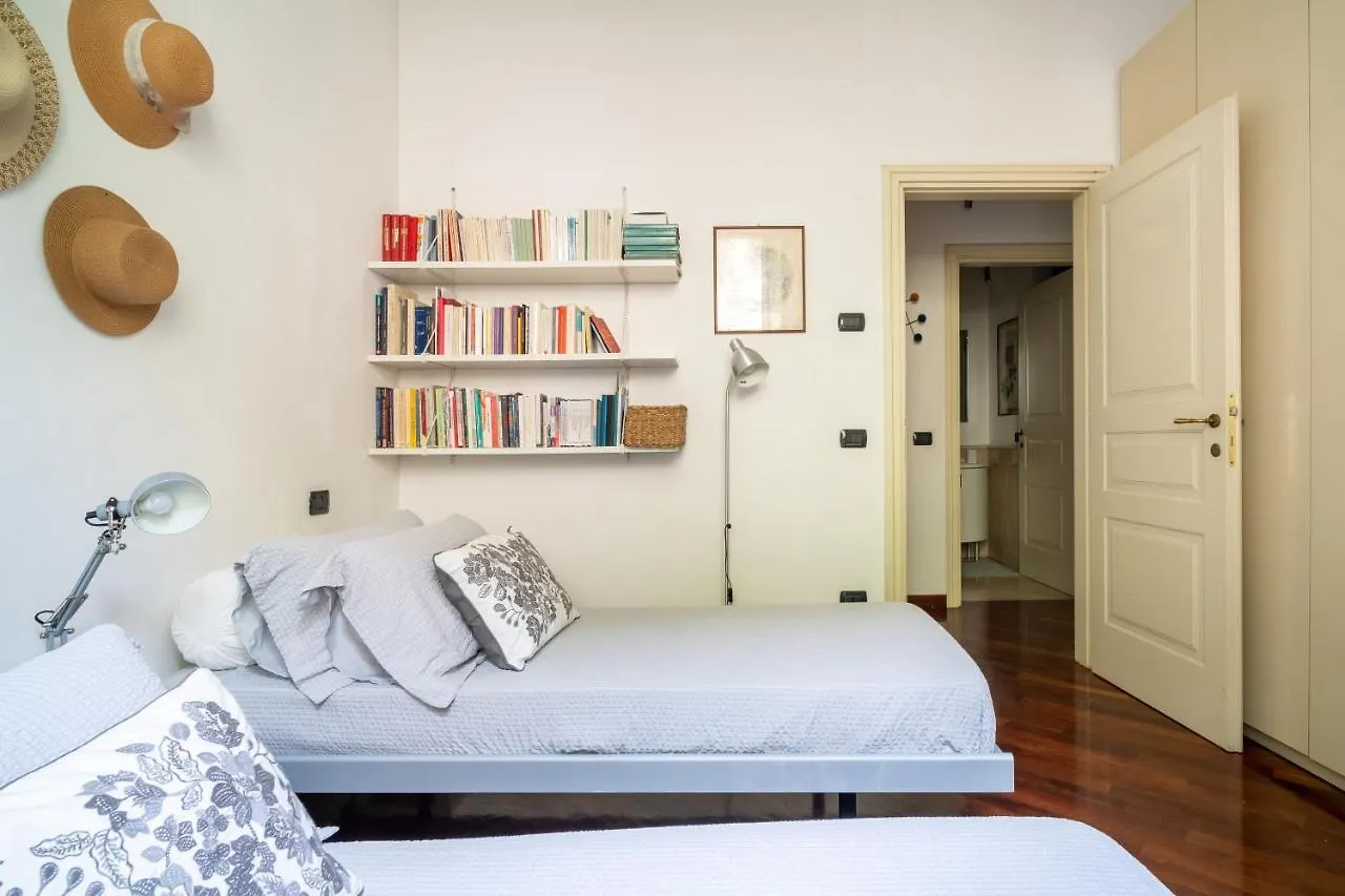 Casa Bea - Art And Prestige Apartment Bergamo 0*,  Italy